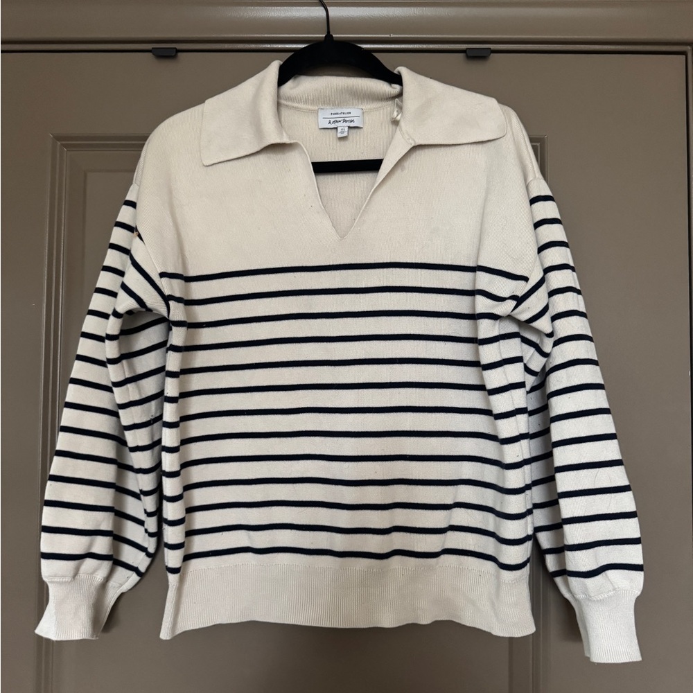 Elegant V-Neck Striped Sweater - Cream and Black